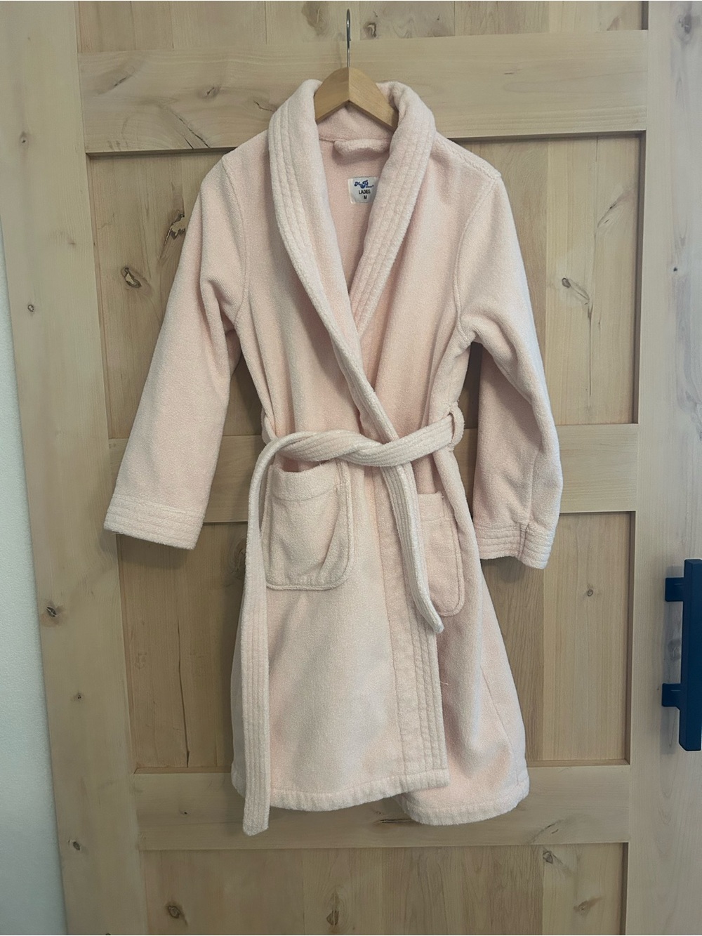 My Pillow Pale Pink Women’s knee length 100% supima cotton terry bathrobe, Med